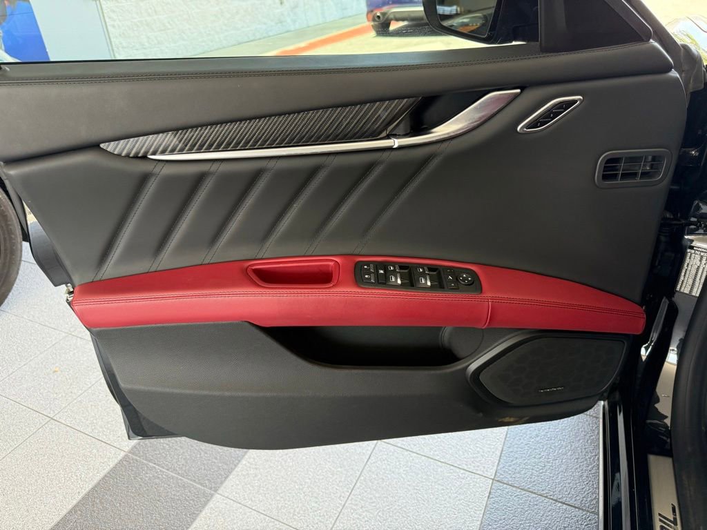 Certified 2023 Maserati Ghibli Trofeo RWD image 17