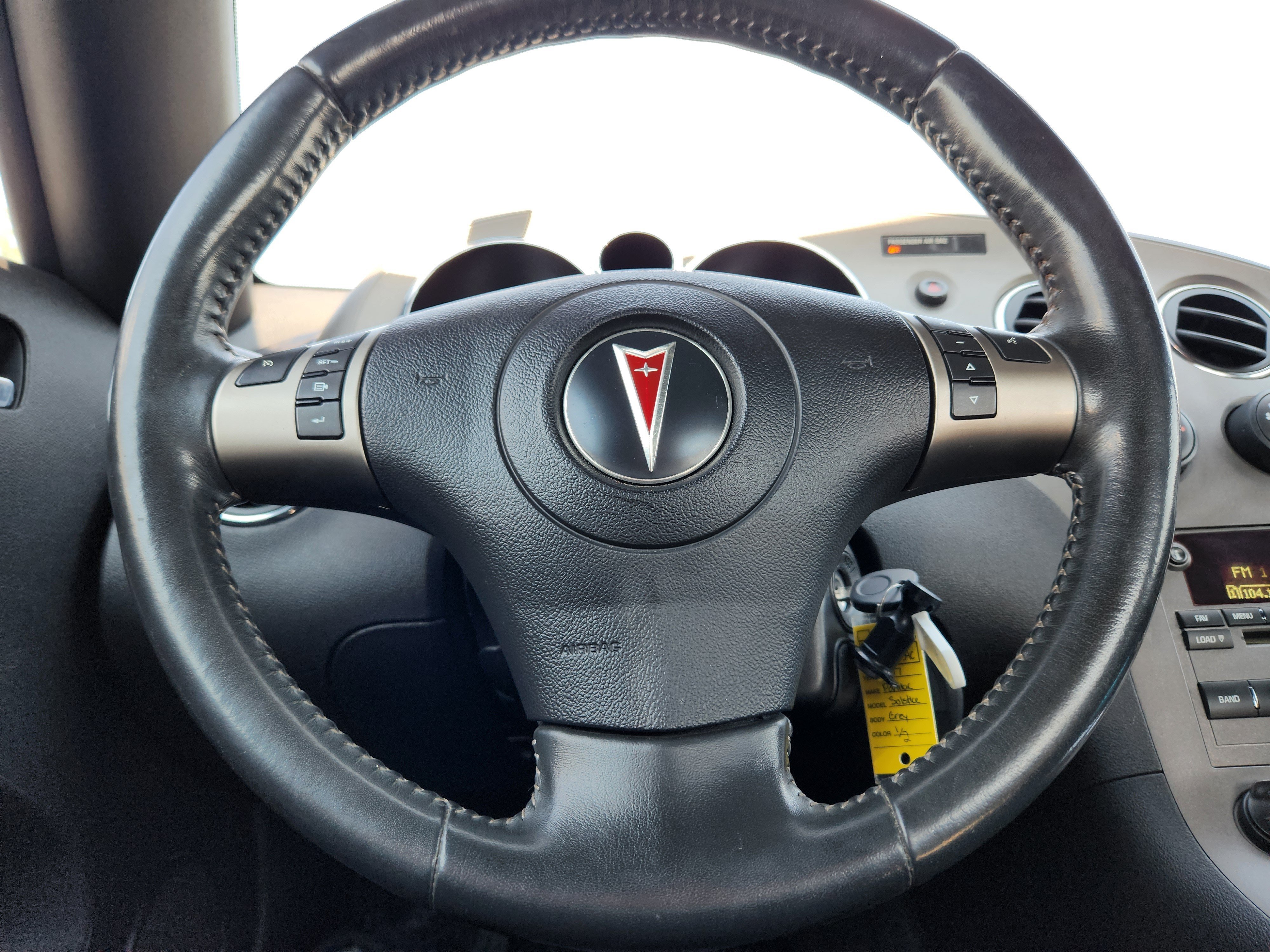 Used 2007 Pontiac Solstice Convertible w/ Premium Package RWD image 16