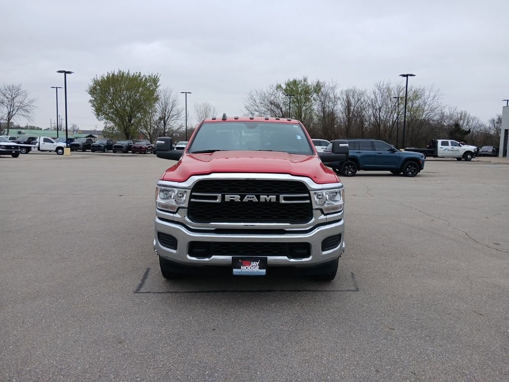 Used 2024 RAM 3500 Tradesman w/ Chrome Appearance Group image 2