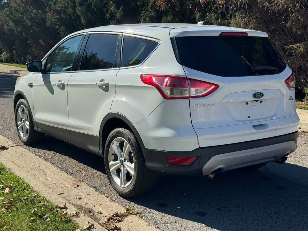 Used 2016 Ford Escape SE AWD/4WD image 5