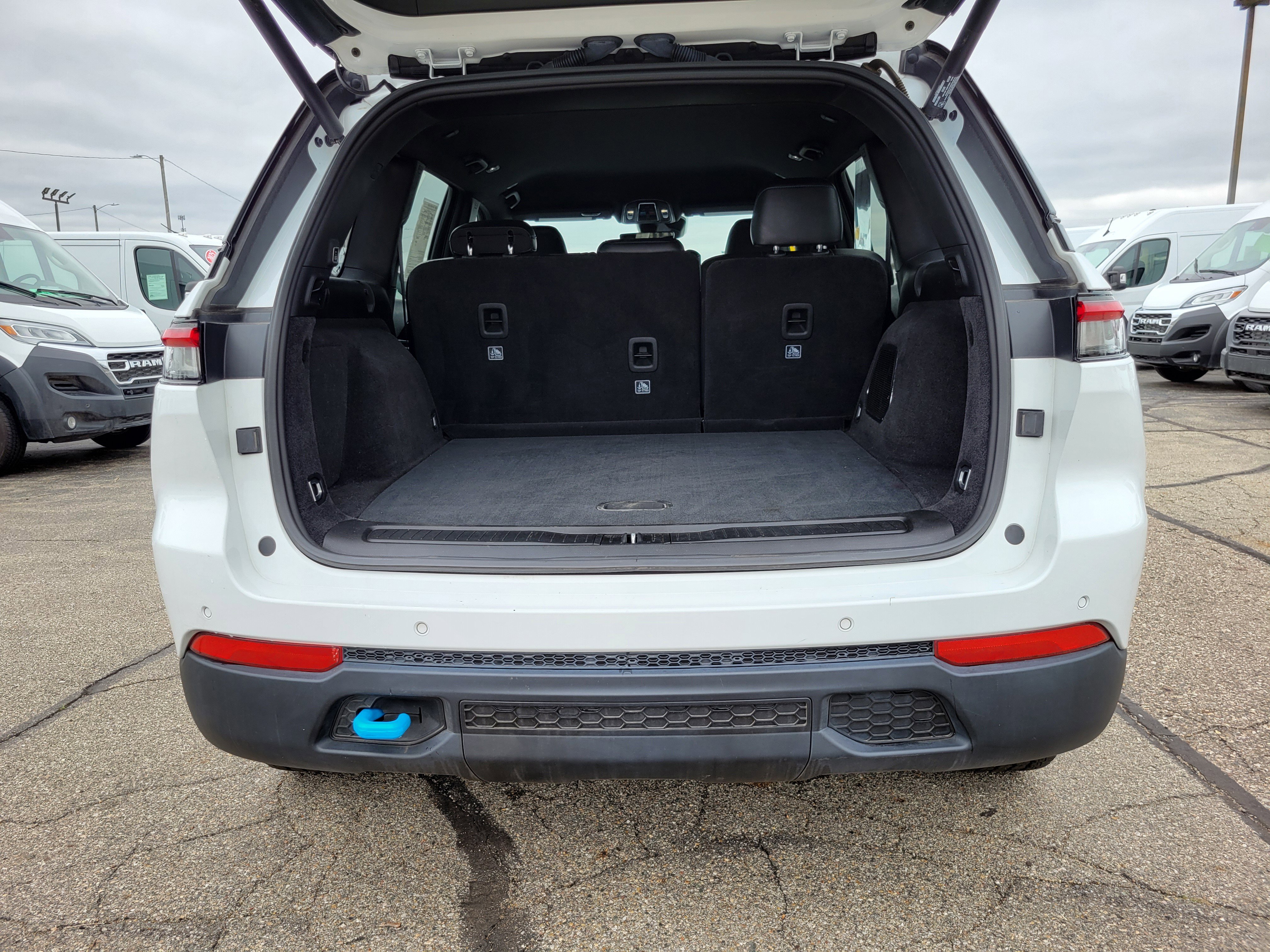 Used 2022 Jeep Grand Cherokee Trailhawk AWD/4WD image 19