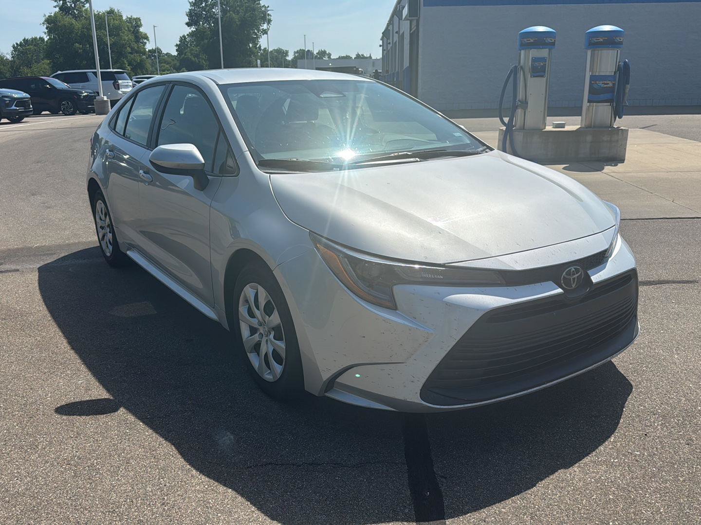 Used 2024 Toyota Corolla LE FWD image 7