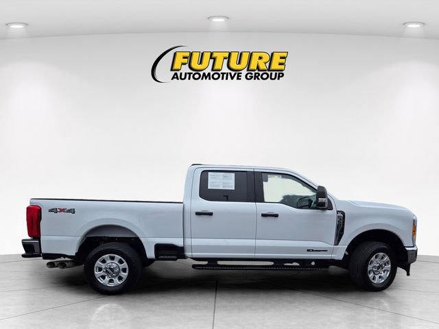 Certified 2023 Ford F350 XLT image 3
