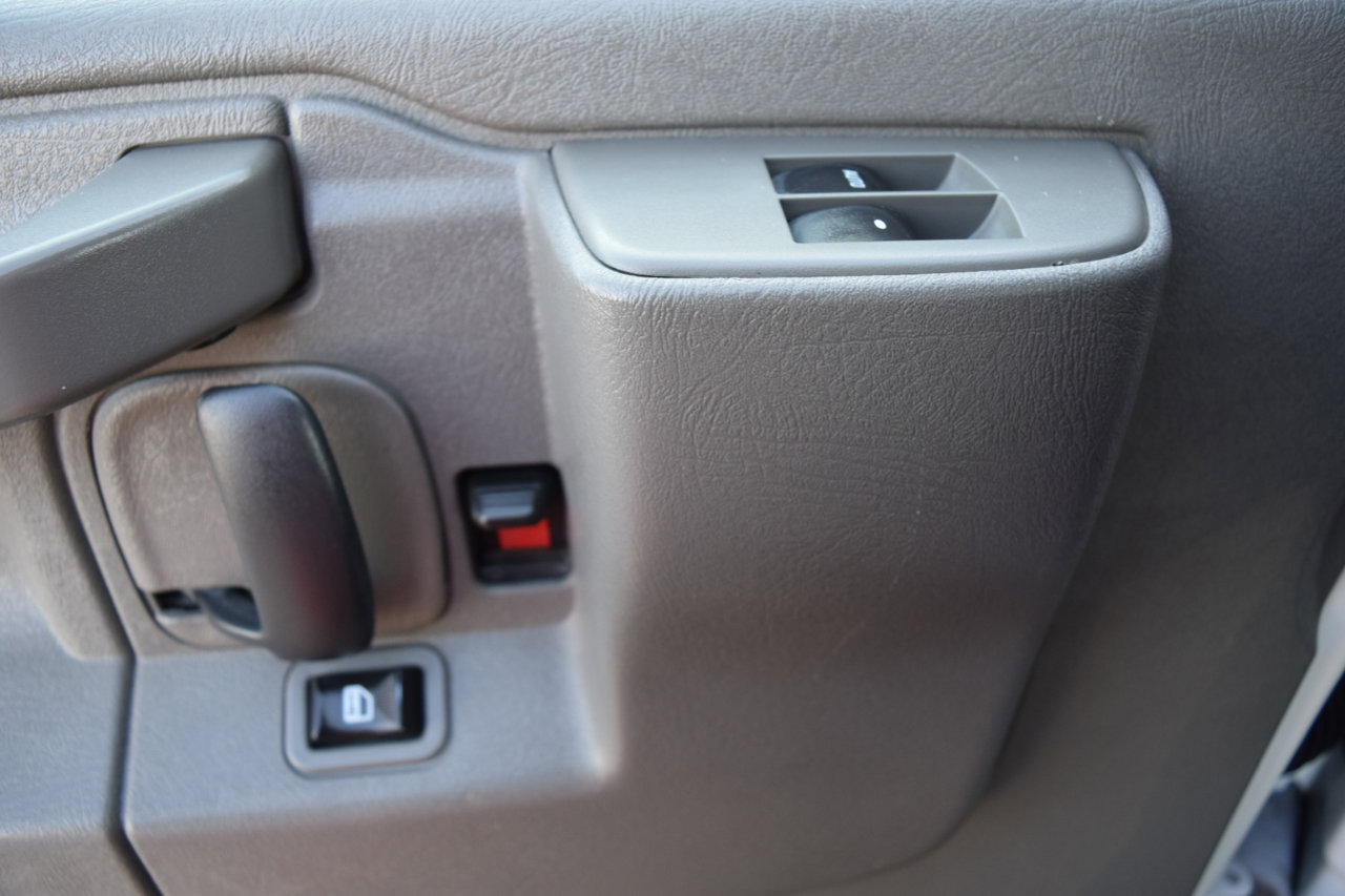 Used 2016 Chevrolet Express 2500 LS image 14