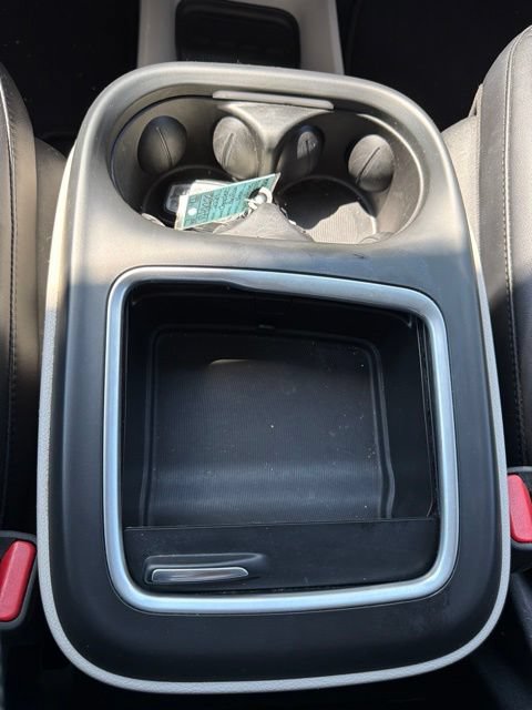Used 2024 Chrysler Pacifica Touring-L FWD image 18