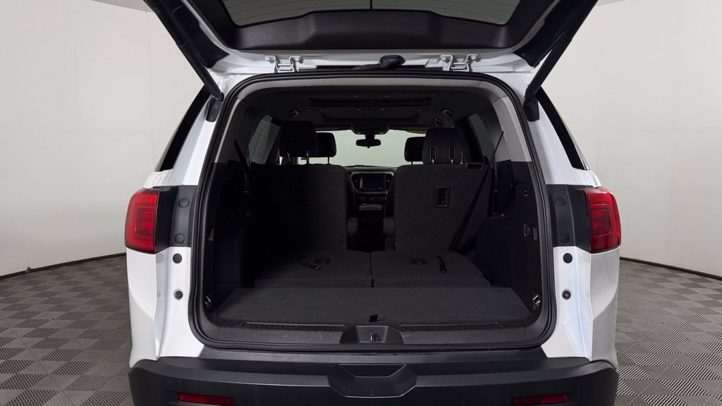 Used 2017 GMC Acadia SLE FWD image 12