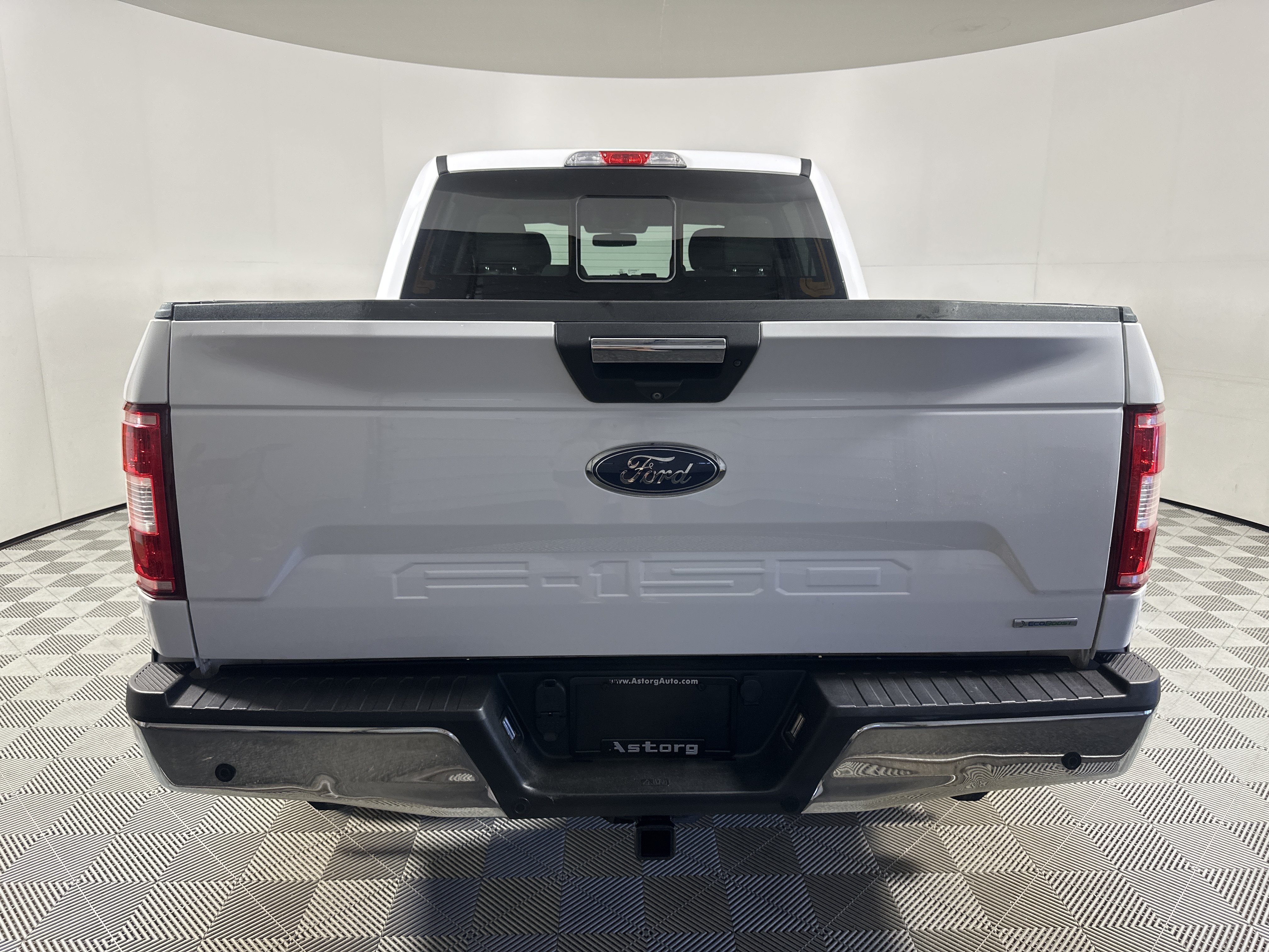 Used 2018 Ford F150 XLT w/ Equipment Group 302A Luxury AWD/4WD image 6