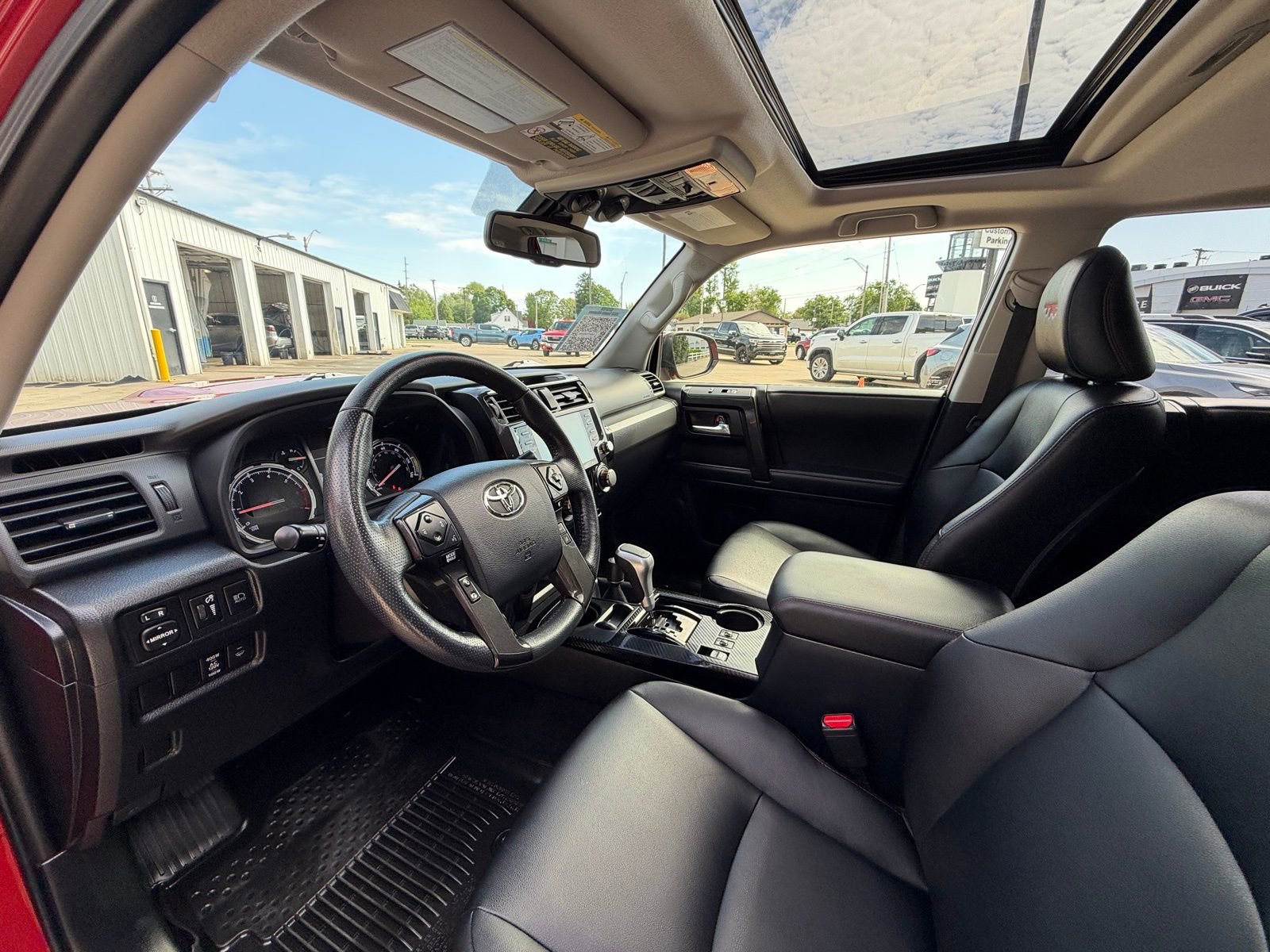 Used 2023 Toyota 4Runner TRD Off-Road Premium w/ Moonroof Package AWD/4WD image 11