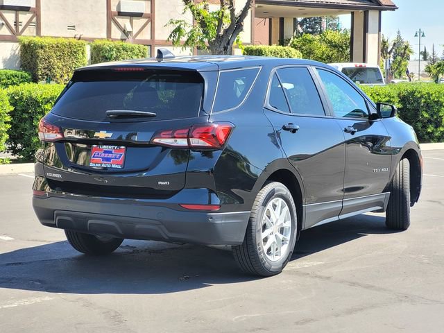 Used 2023 Chevrolet Equinox LS image 5
