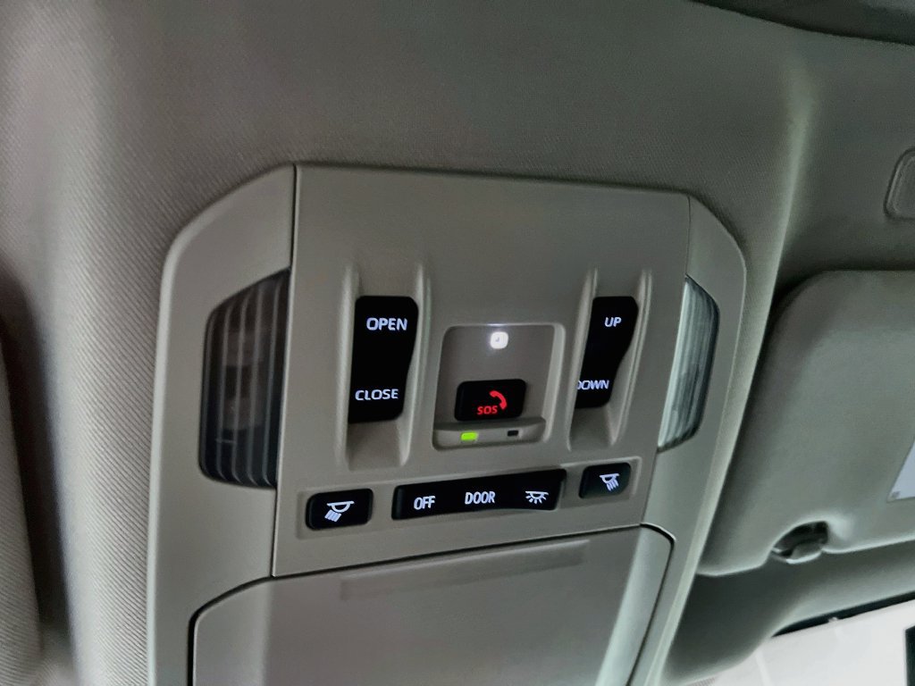 Used 2026 Toyota Highlander XLE AWD/4WD image 18