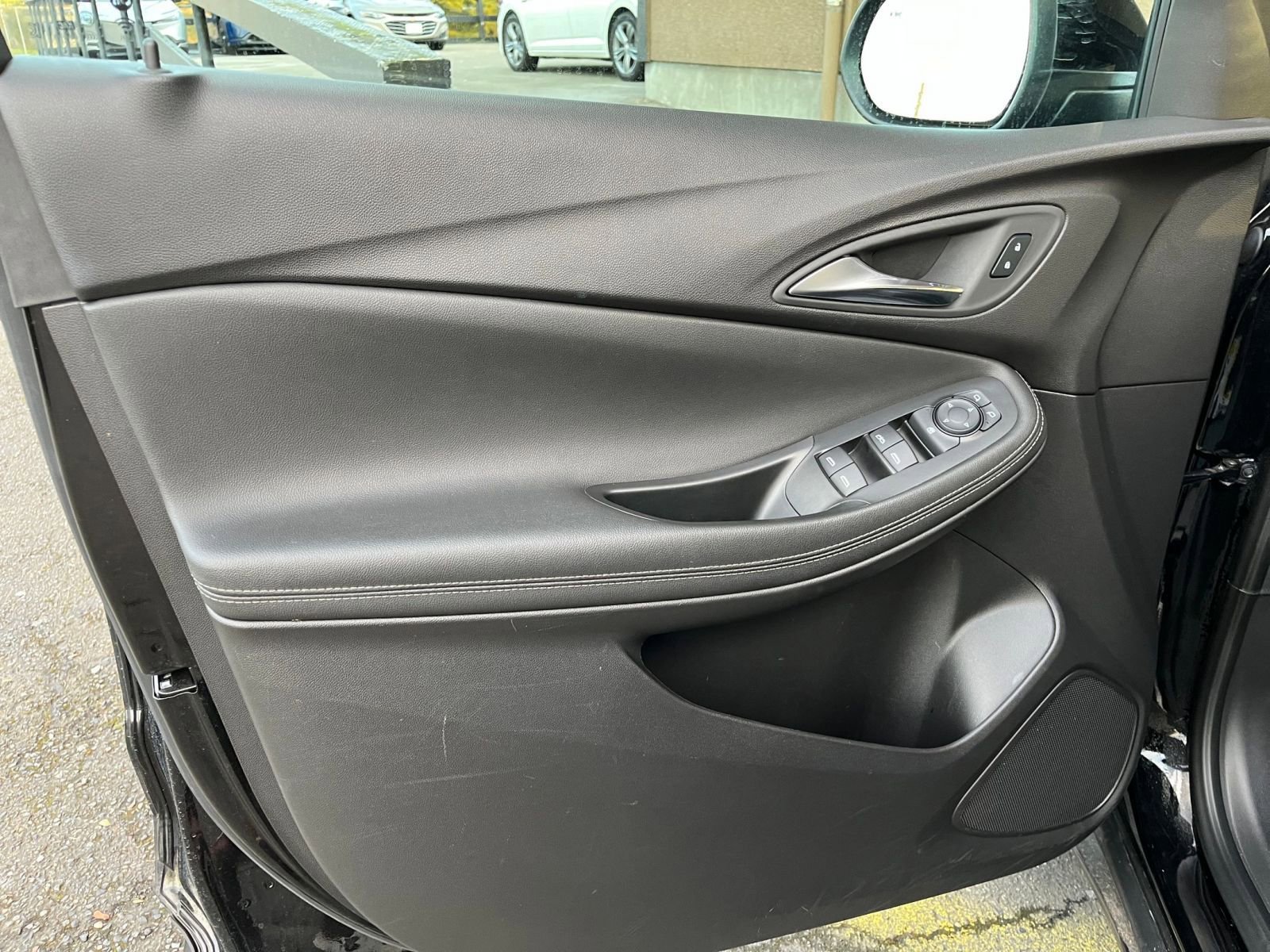 Used 2025 Buick Encore GX Preferred image 18