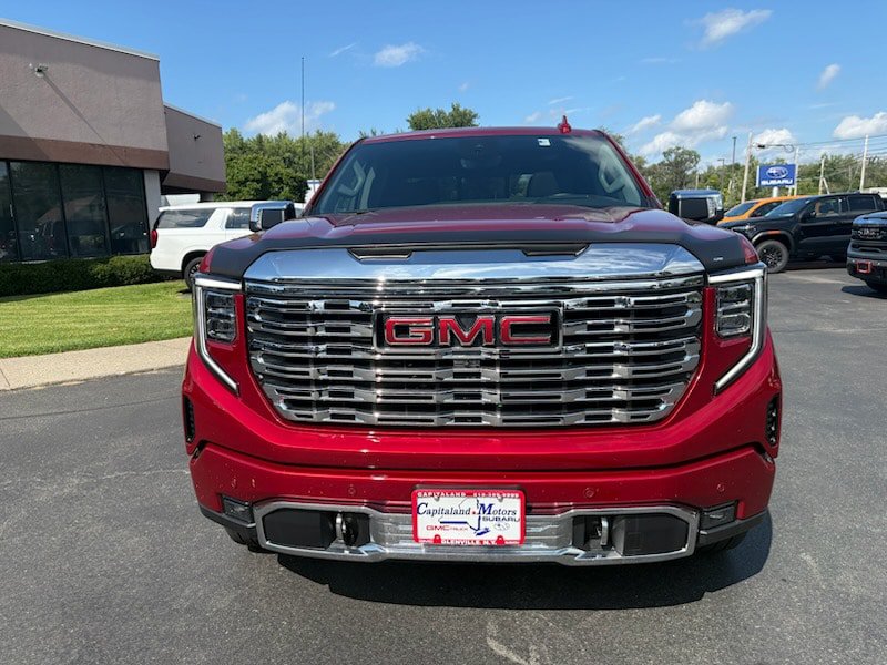 Used 2024 GMC Sierra 1500 Denali w/ Denali Reserve Package AWD/4WD image 3
