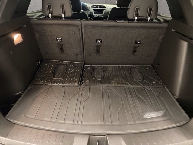 Used 2022 Chevrolet TrailBlazer RS FWD image 22