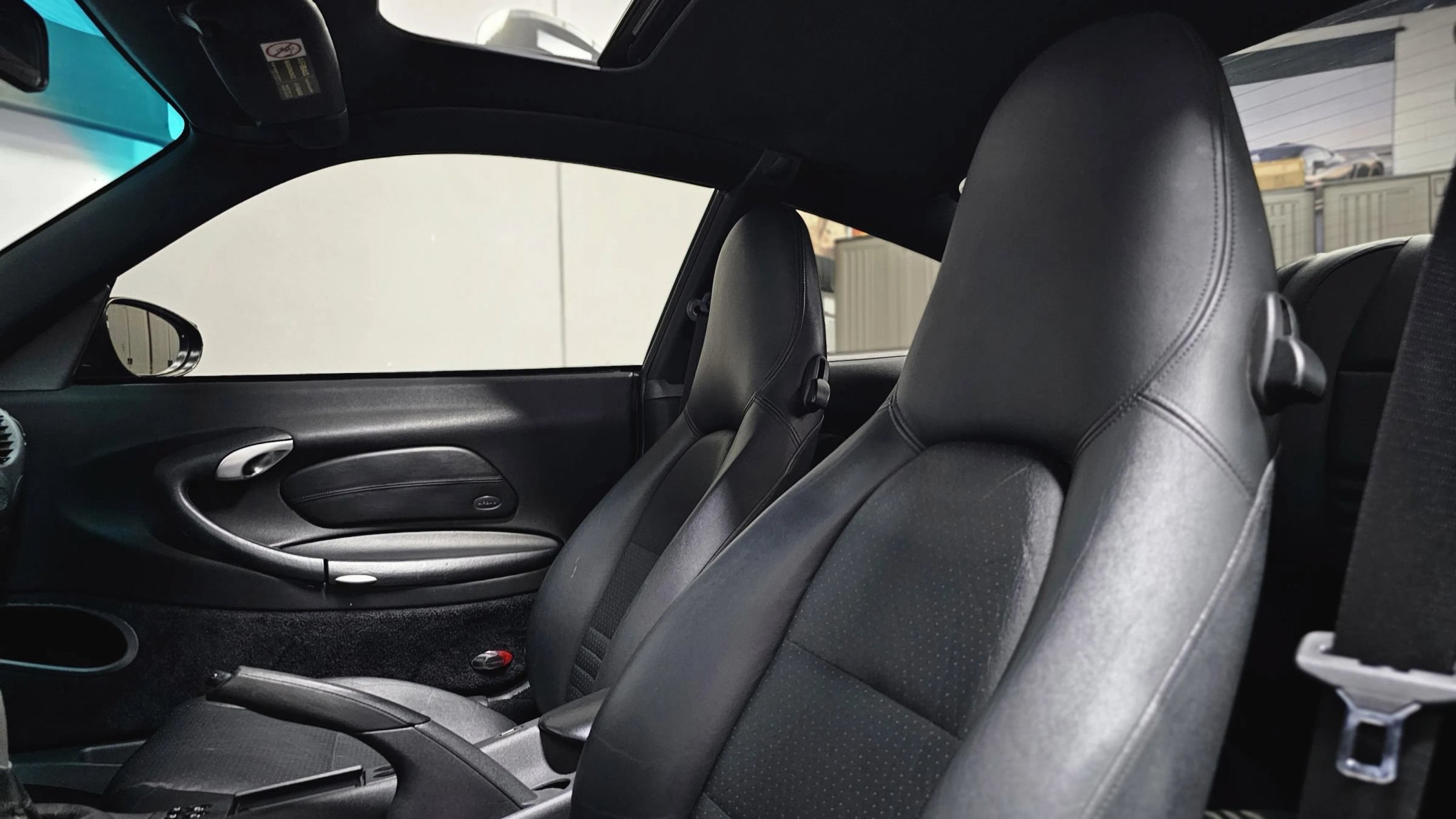 Used 1999 Porsche 911 GT3 RS image 32