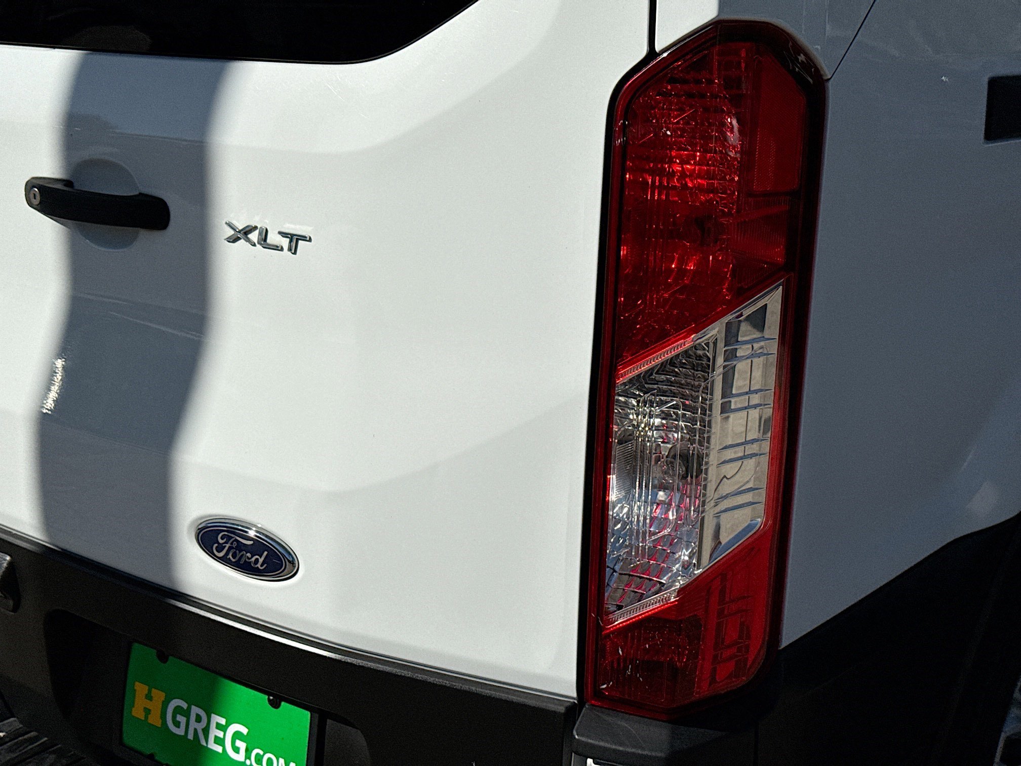 Used 2023 Ford Transit 350 XLT image 30