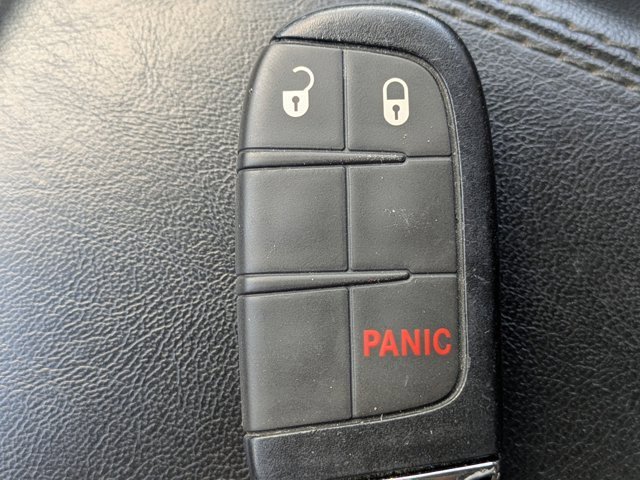 Used 2023 Jeep Compass Trailhawk image 36