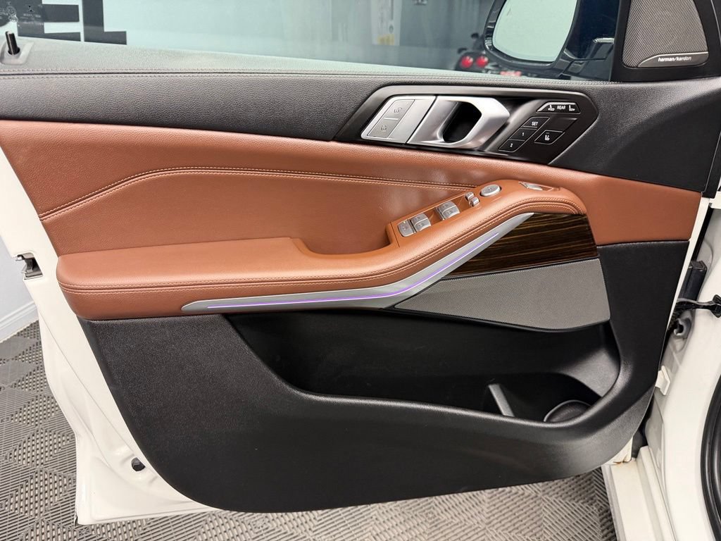 Used 2020 BMW X7 xDrive40i AWD/4WD image 36