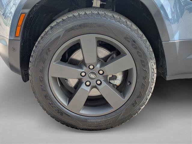 Used 2023 Land Rover Defender 110 S AWD/4WD image 23