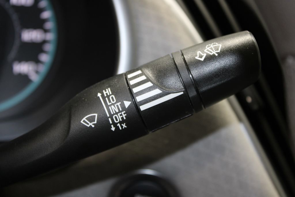 Used 2024 Chevrolet Malibu LT image 32