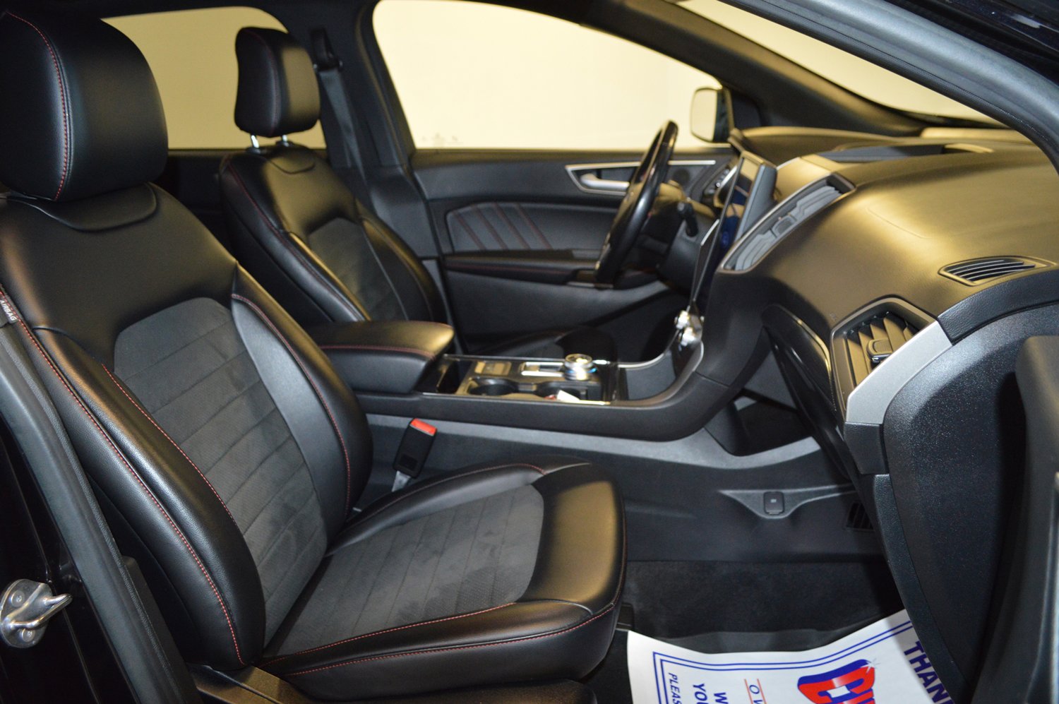 Used 2021 Ford Edge ST-Line AWD/4WD image 11