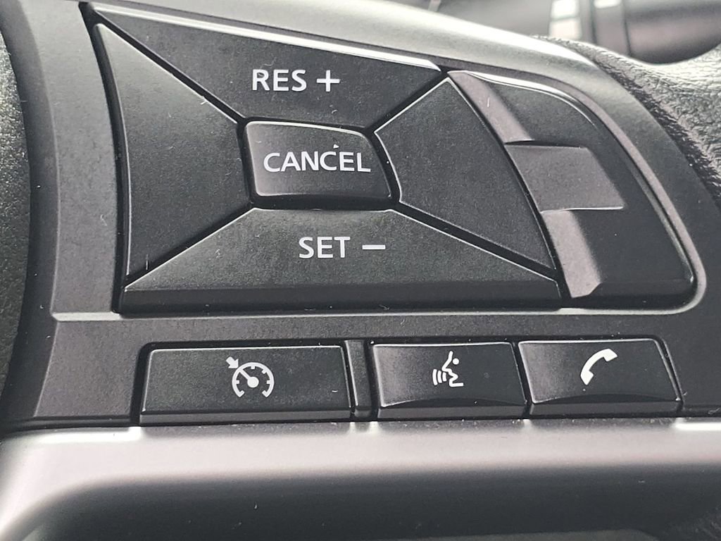 Used 2024 Nissan Altima 2.5 SV image 29