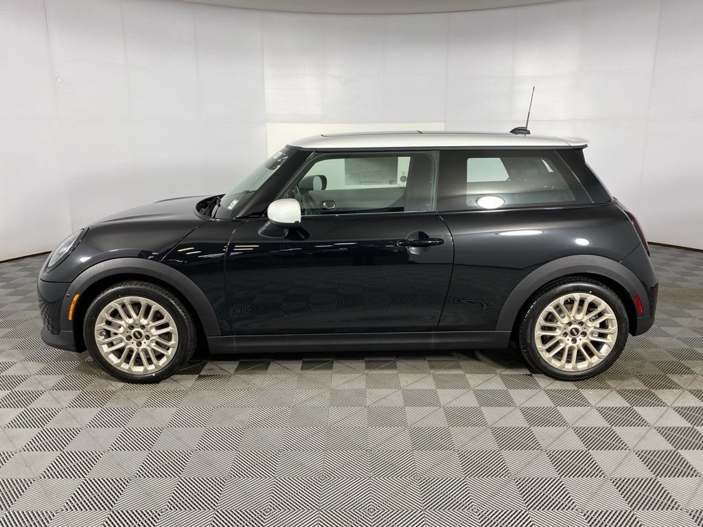 New 2026 MINI Cooper S image 5