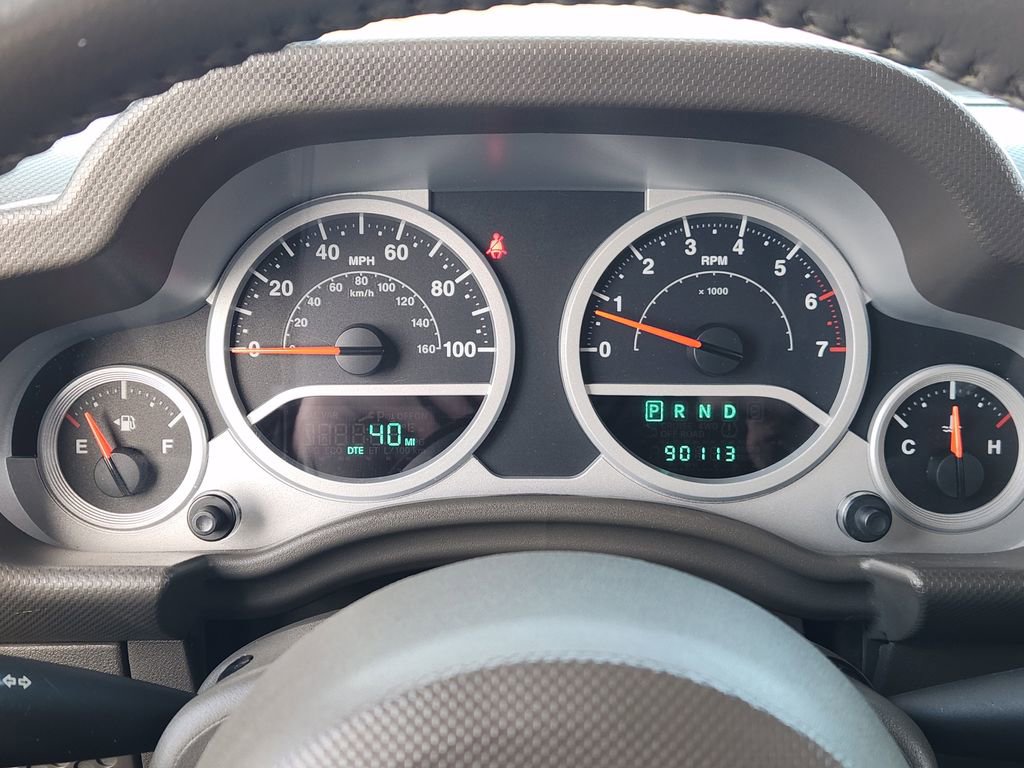 Used 2009 Jeep Wrangler Sahara w/ Dual Top Group image 15