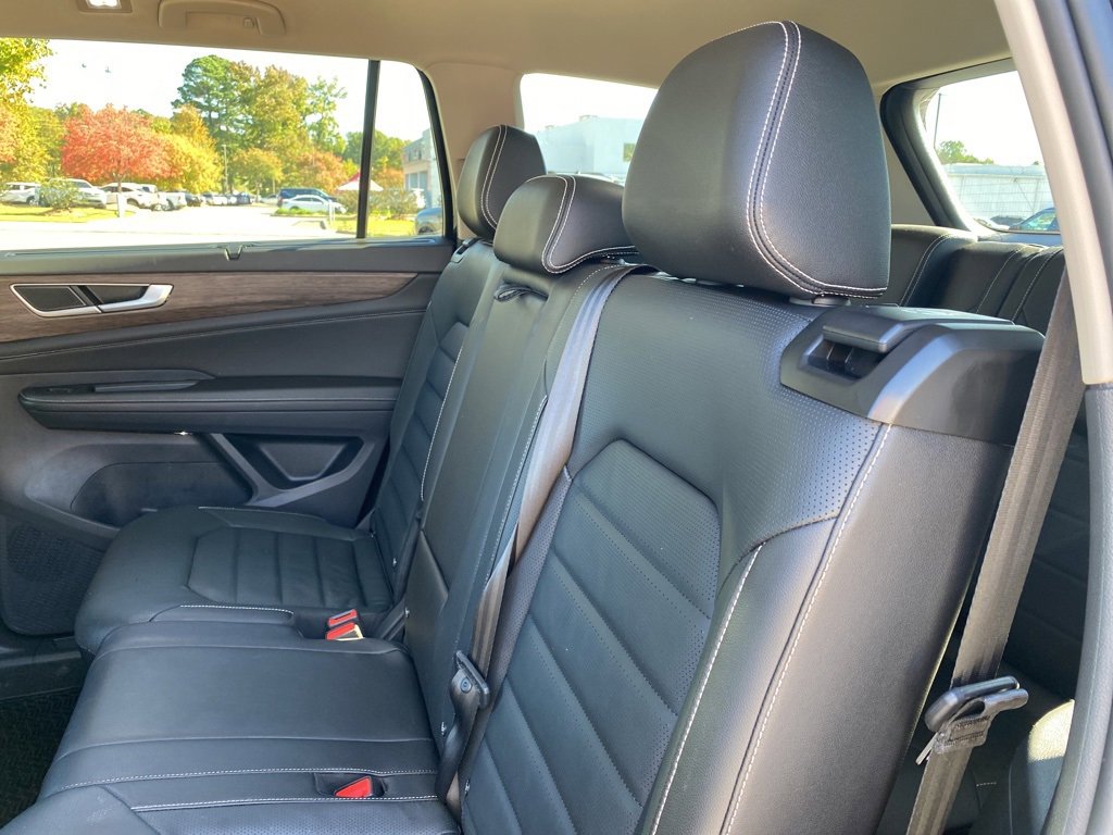 Used 2025 Volkswagen Atlas SEL image 29