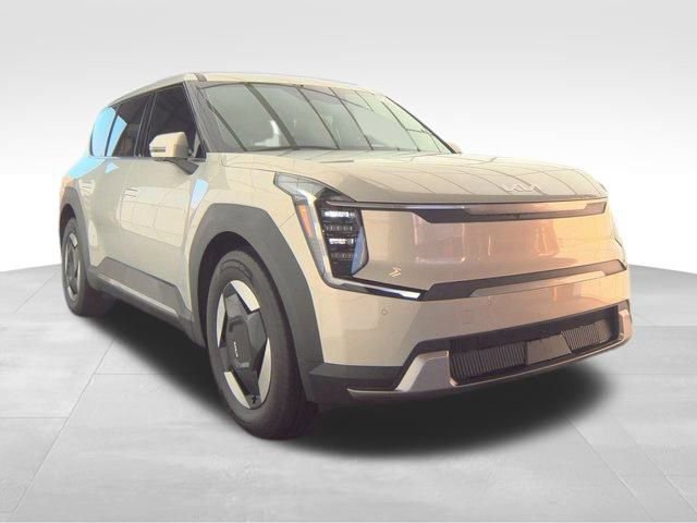 Used 2024 Kia EV9 Light Long Range image 5