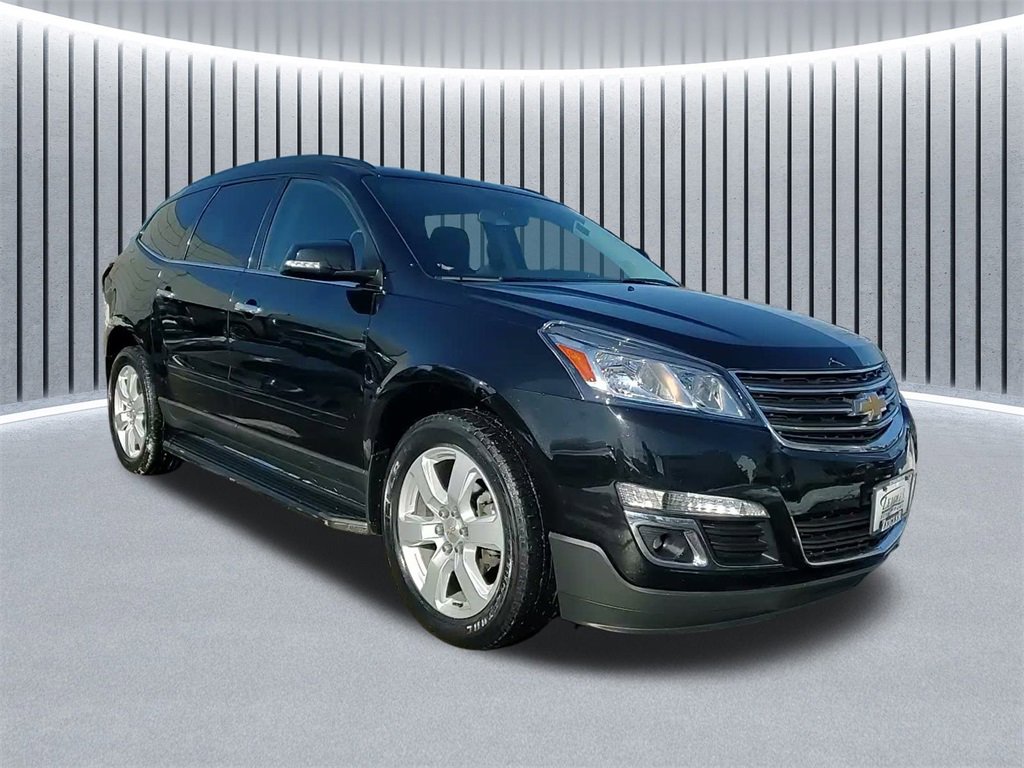 Used 2017 Chevrolet Traverse LT w/ Style and Technology Package video 1