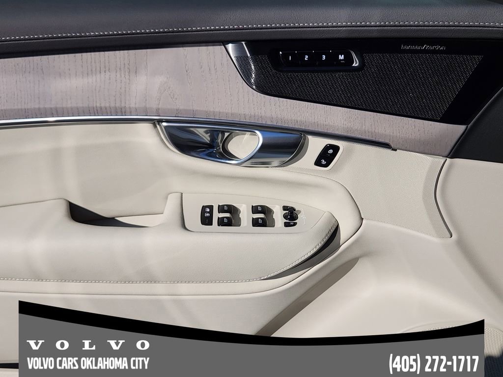 Used 2026 Volvo XC90 B6 Ultra image 22