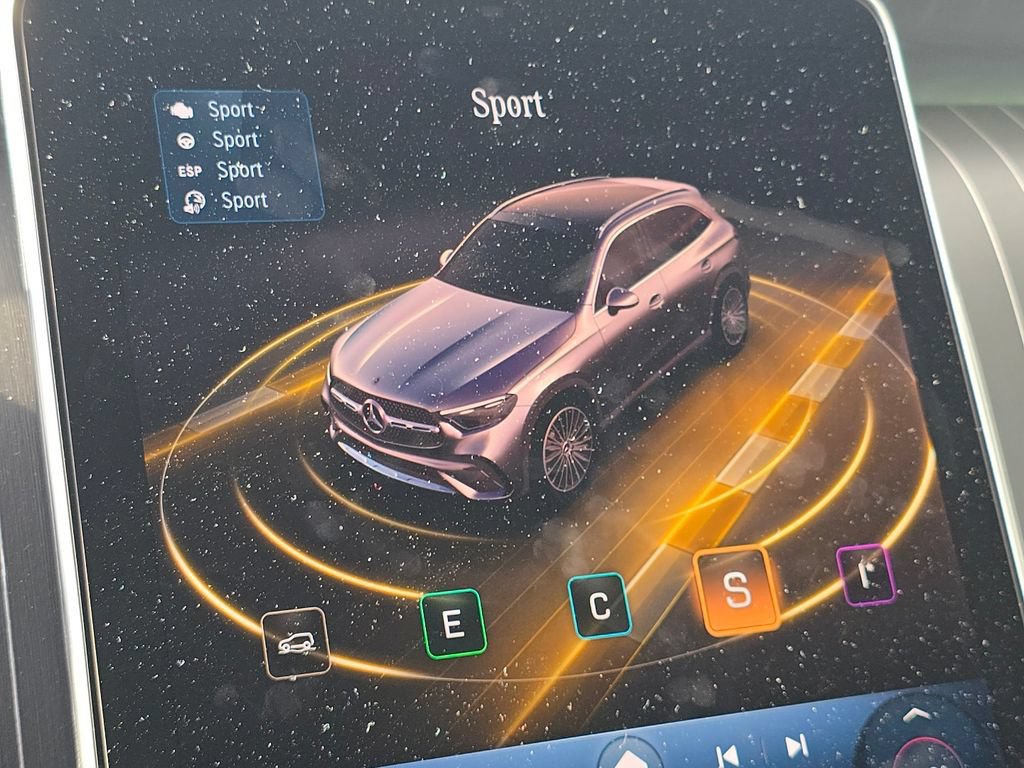 Certified 2026 Mercedes-Benz GLC 300 4MATIC image 34