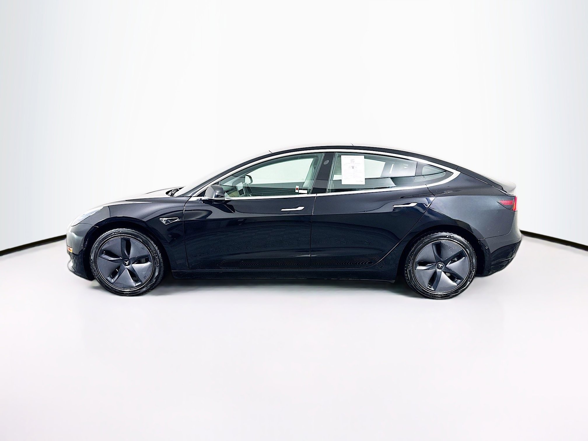 Used 2018 Tesla Model 3 Long Range image 4
