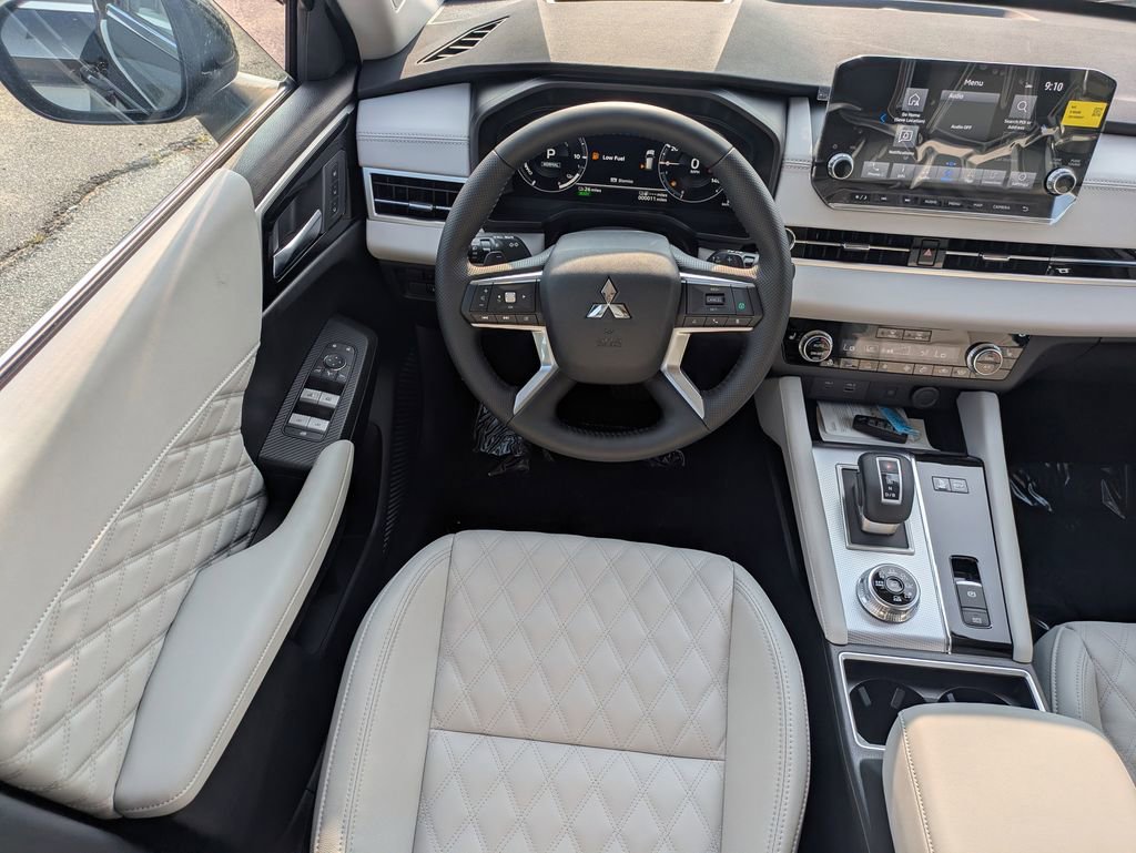 New 2025 Mitsubishi Outlander SEL AWD/4WD image 17