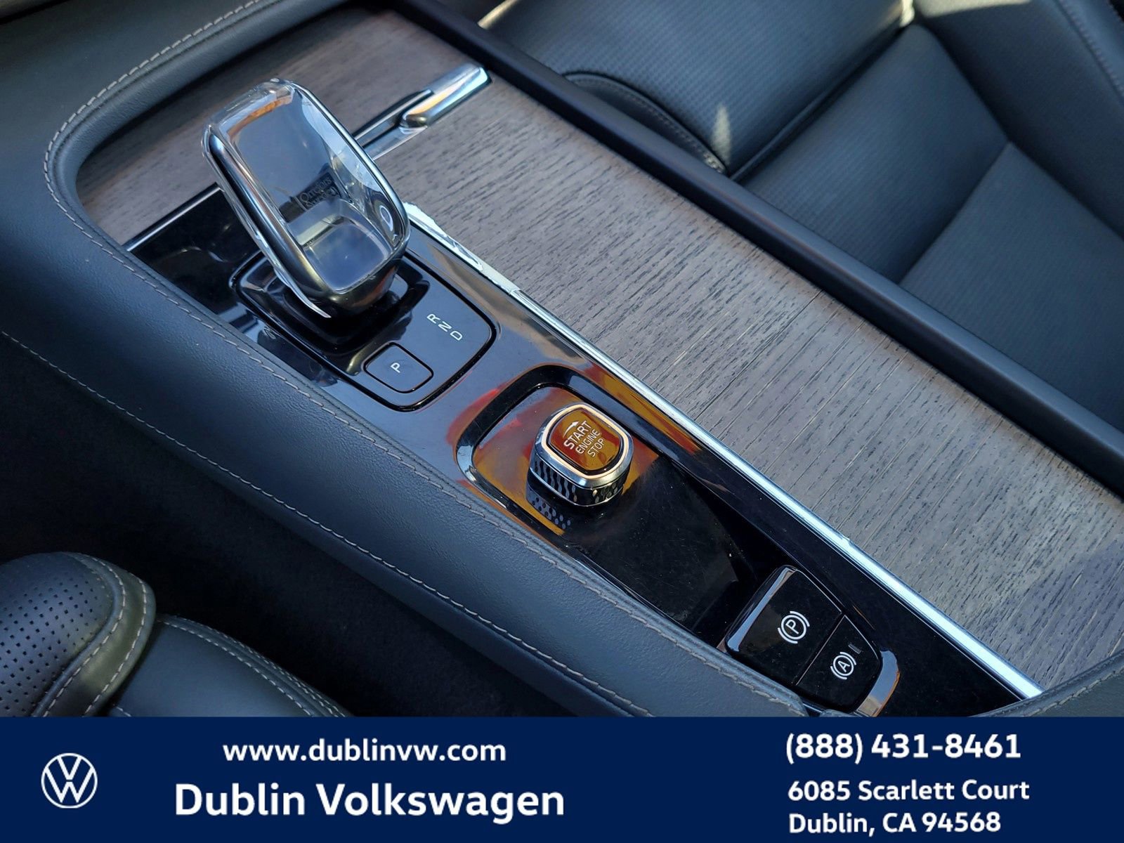 Used 2022 Volvo XC90 T8 Inscription w/ Advanced Package image 19