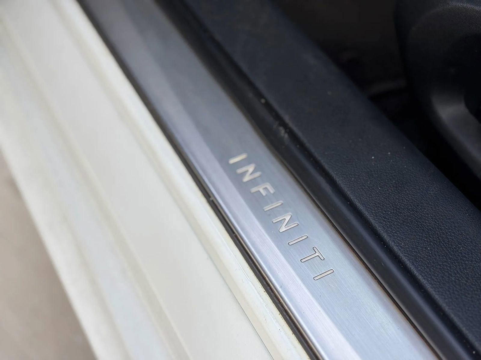 Used 2019 INFINITI Q60 3.0t Luxe w/ Essential Package image 35