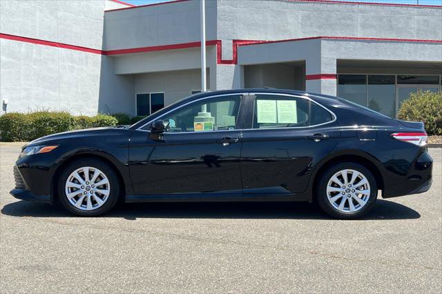 Certified 2018 Toyota Camry LE FWD image 9