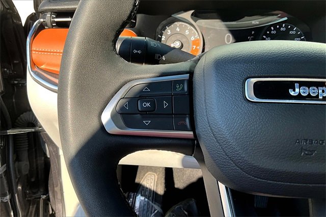 Certified 2023 Jeep Compass Limited image 18