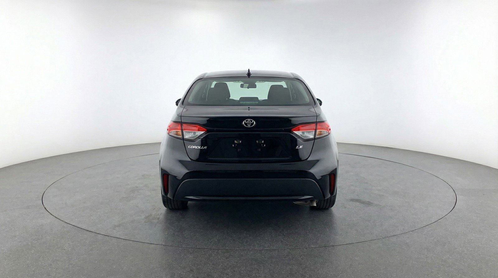 Used 2025 Toyota Corolla LE image 7