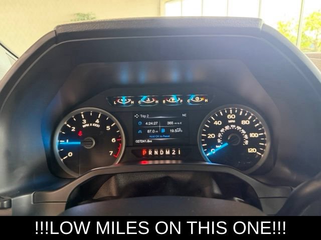 Used 2016 Ford F150 XLT w/ Equipment Group 301A Mid RWD image 33