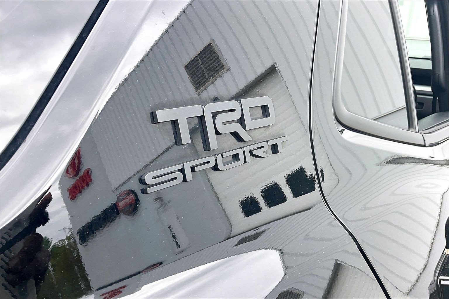 Used 2025 Toyota 4Runner TRD Sport Premium w/ Tow Technology Package AWD/4WD image 10