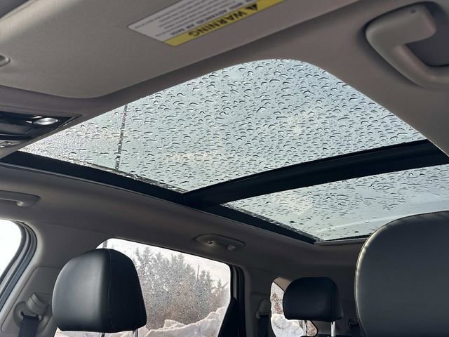 Used 2023 Kia Sorento S w/ Panoramic Sunroof Package image 17