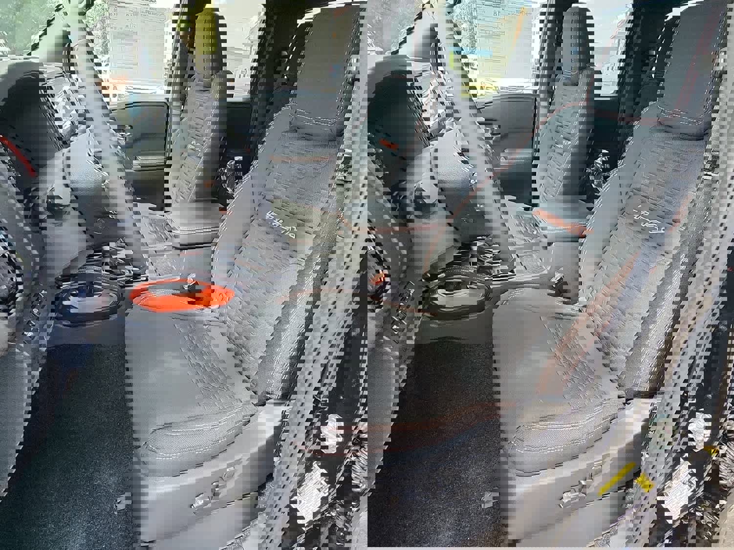 New 2025 Nissan Frontier PRO-4X w/ Interior Protection Package AWD/4WD image 10