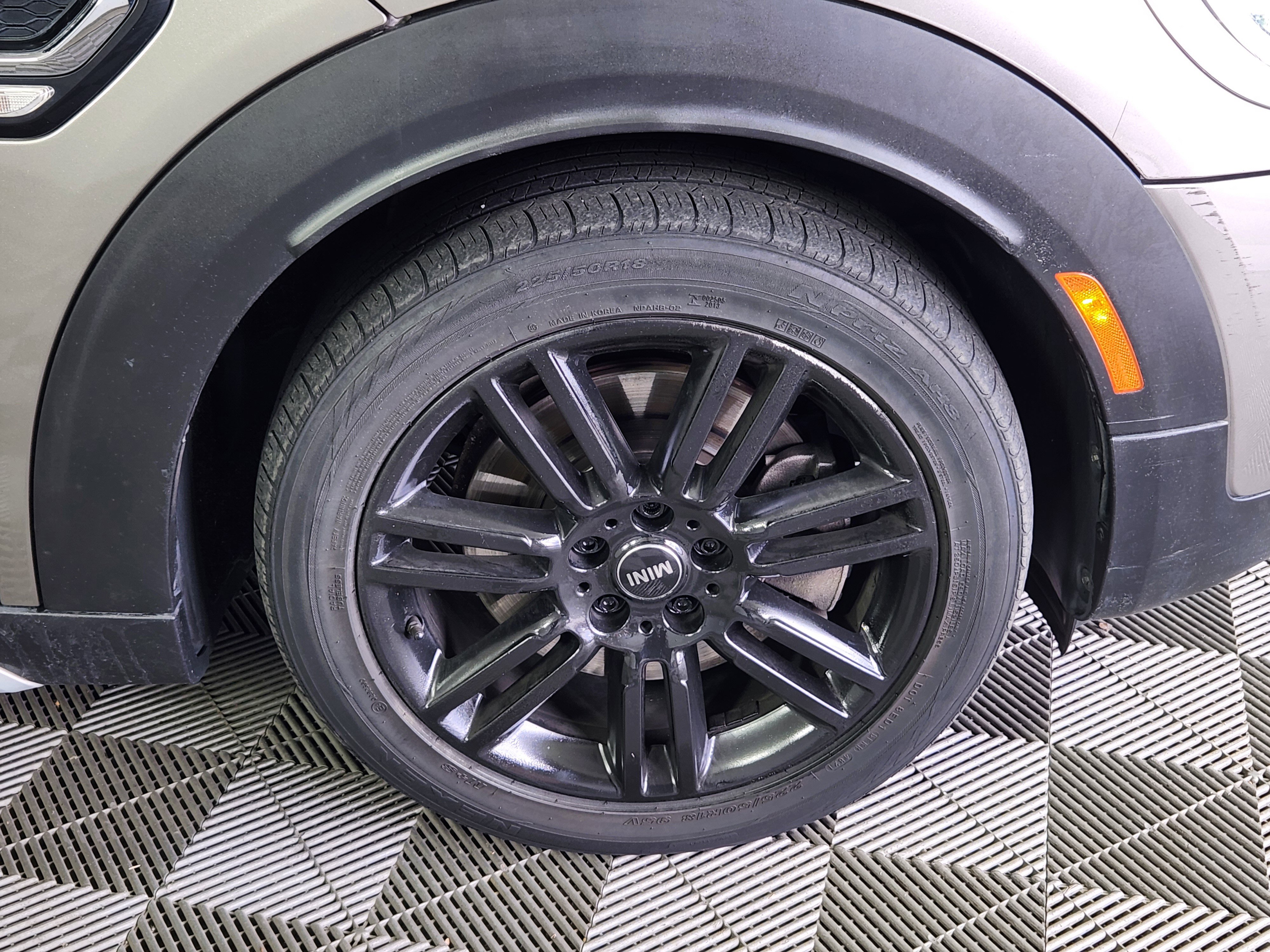 Used 2017 MINI Cooper Countryman S image 9