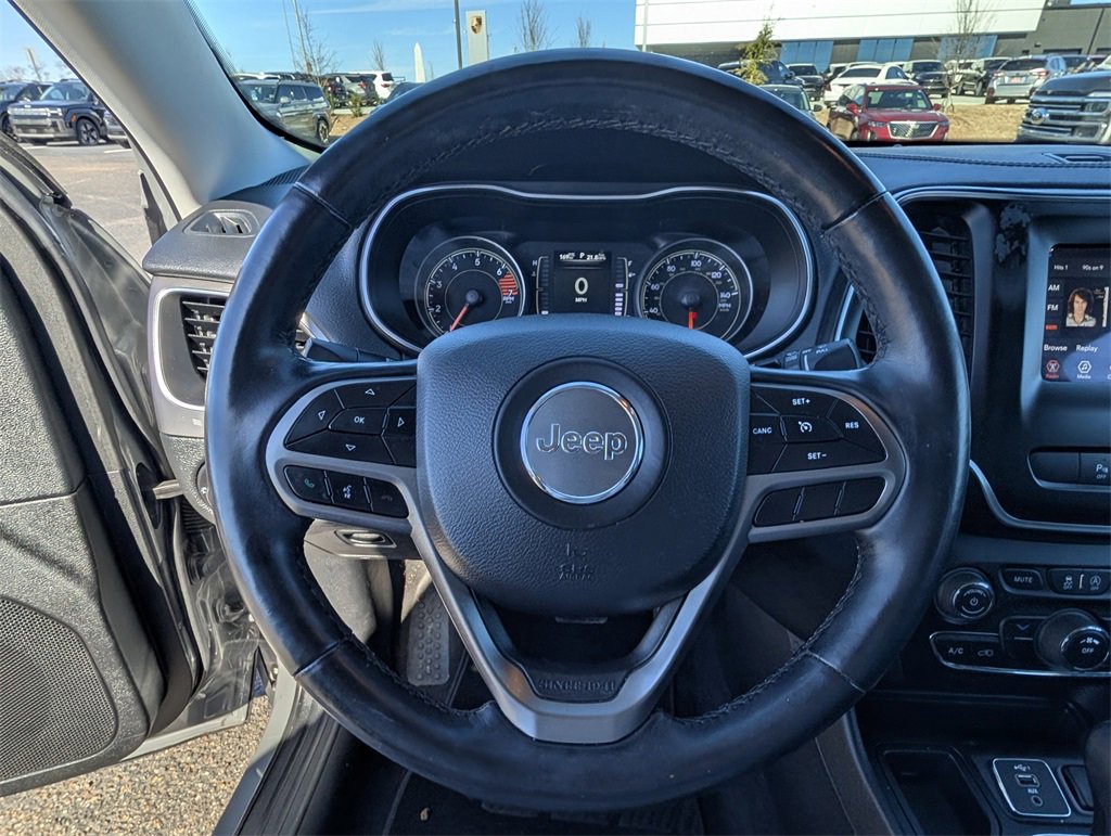 Used 2021 Jeep Cherokee Latitude Plus image 11