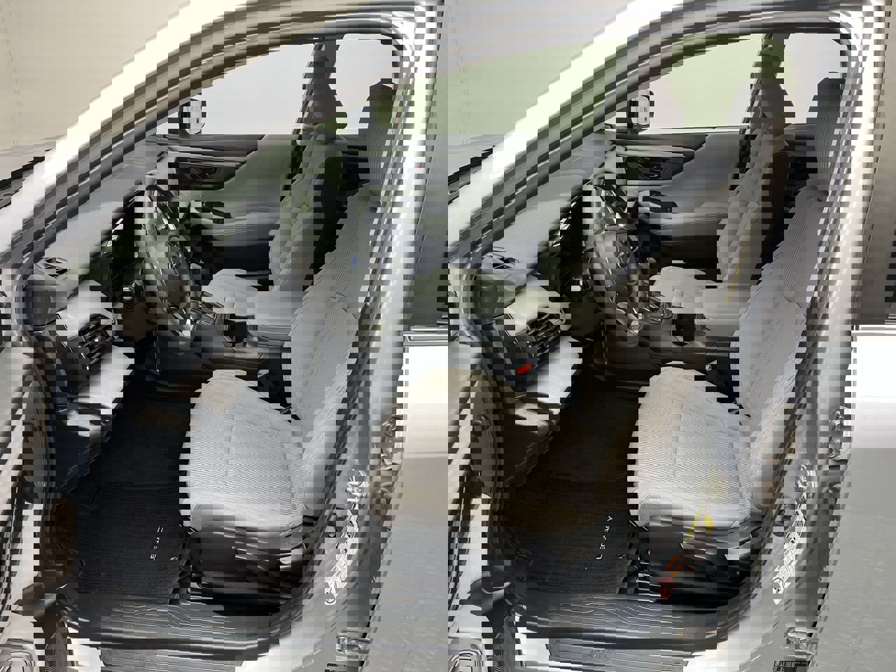 Used 2020 Subaru Legacy w/ Alloy Wheel Package image 3