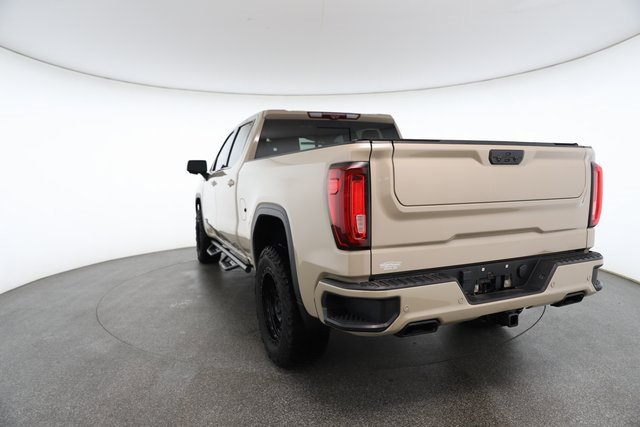 Used 2022 GMC Sierra 1500 AT4 w/ Technology Package image 12