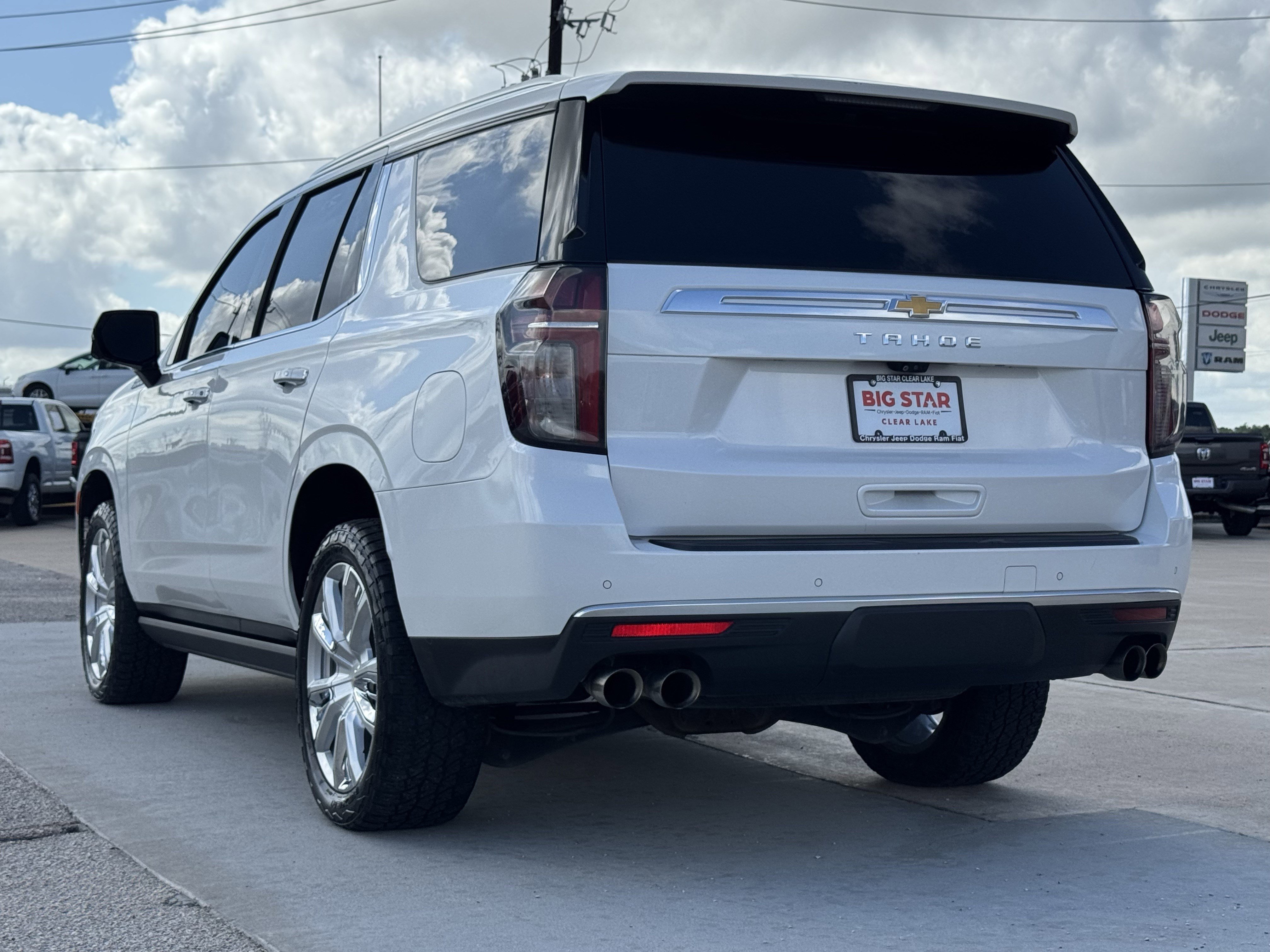Used 2021 Chevrolet Tahoe High Country w/ Premium Package image 8