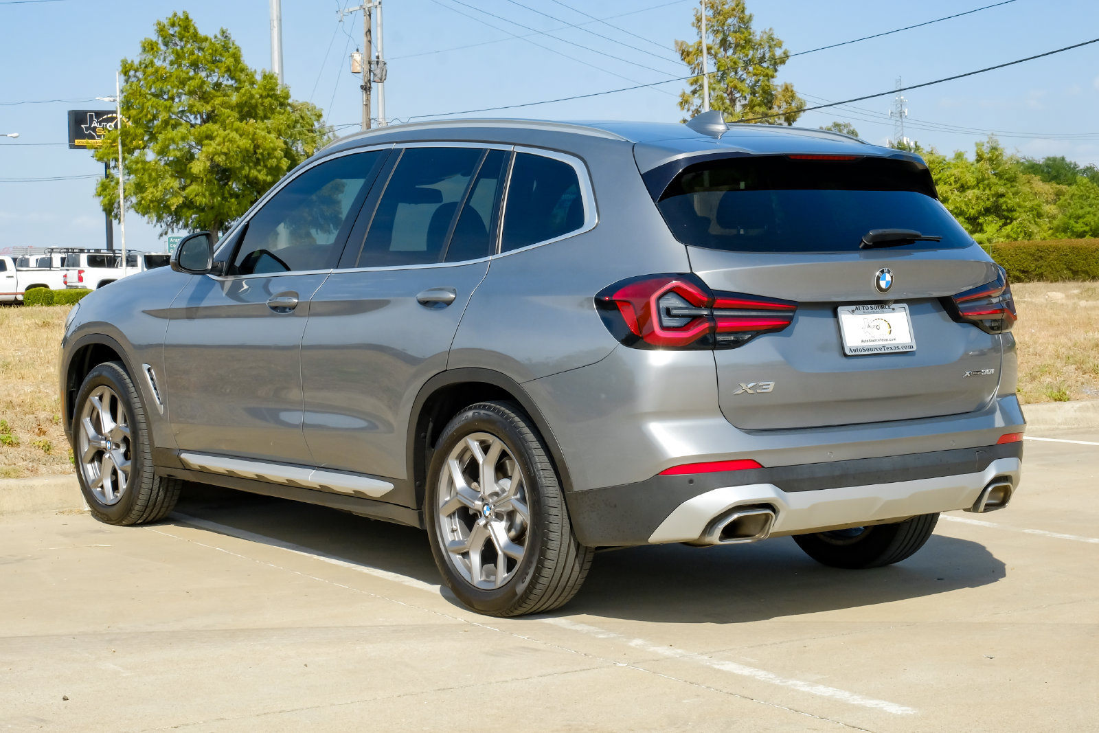 Used 2023 BMW X3 xDrive30i w/ Convenience Package AWD/4WD image 10