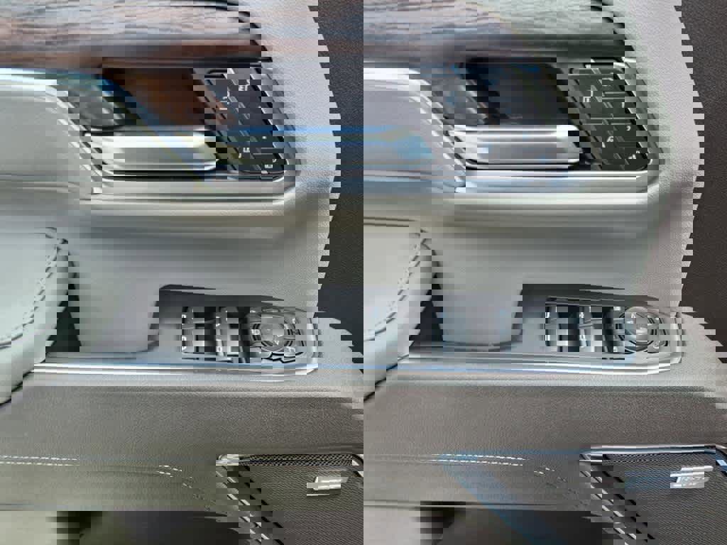 New 2025 GMC Sierra 2500 SLT w/ Texas SLT Premium Package image 3